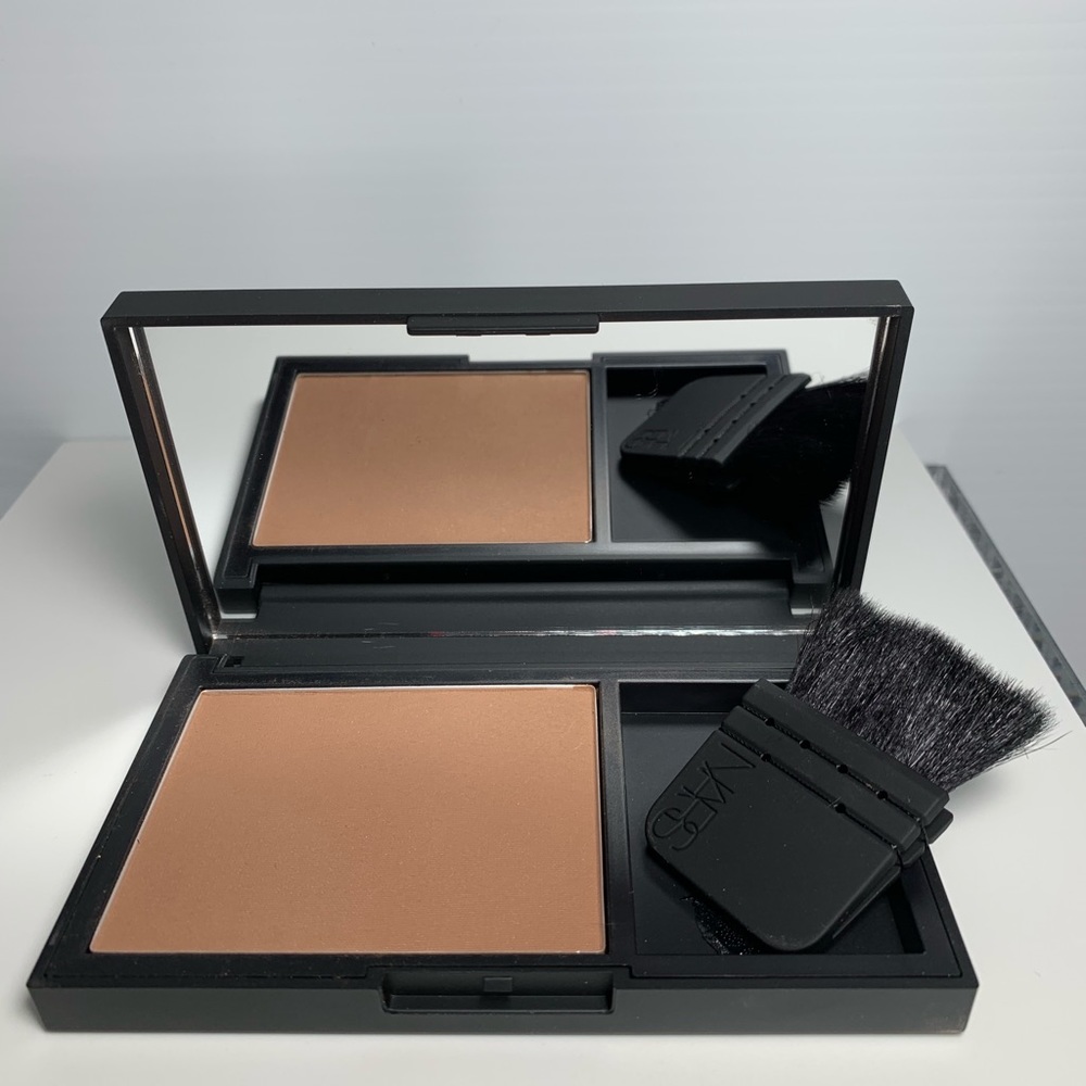 NARS Laguna Tahiti Bronzer w/mini Ita Brush